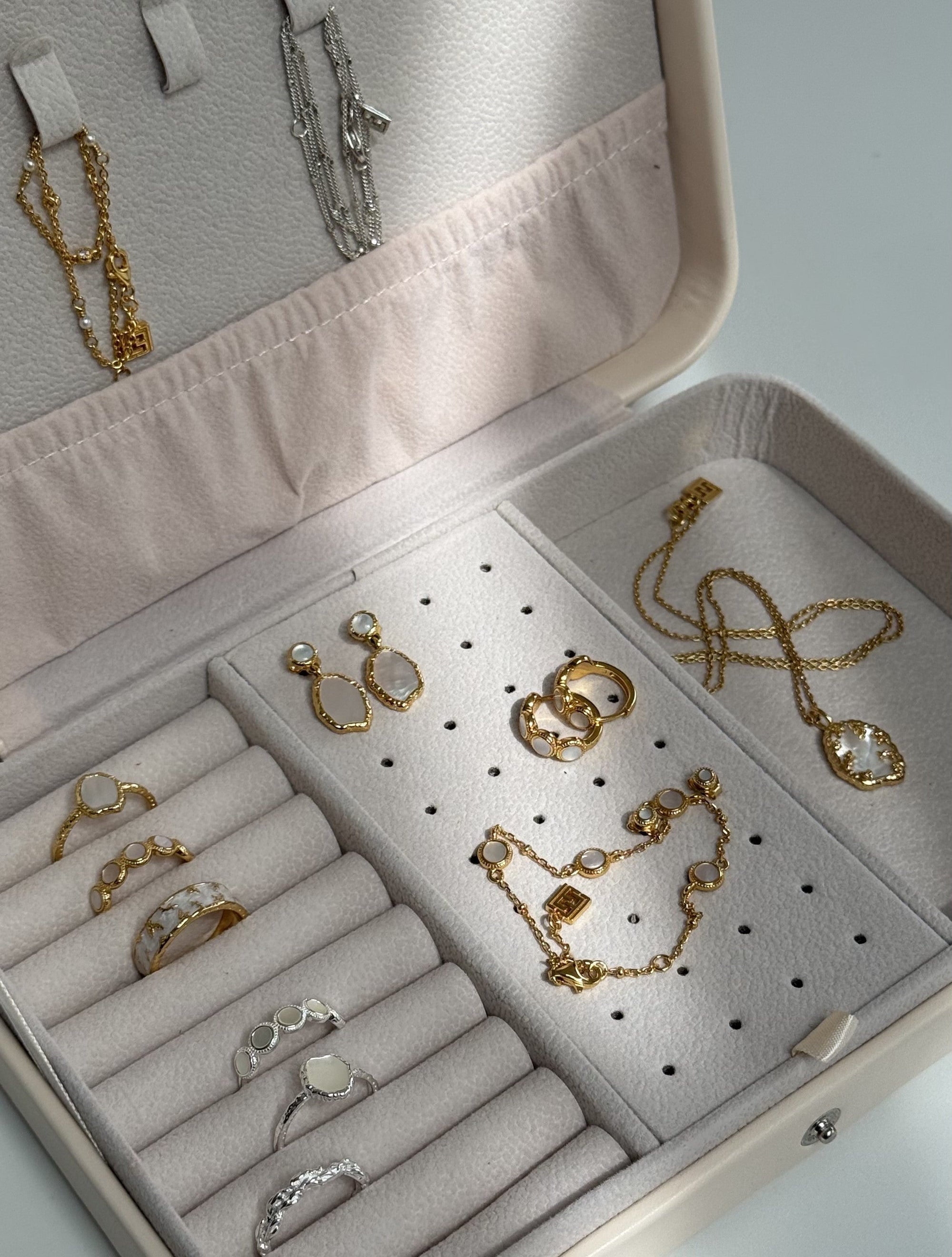 Jewellery box with gold vermeil and sterling silver jewellery display from L'ERA jewellery