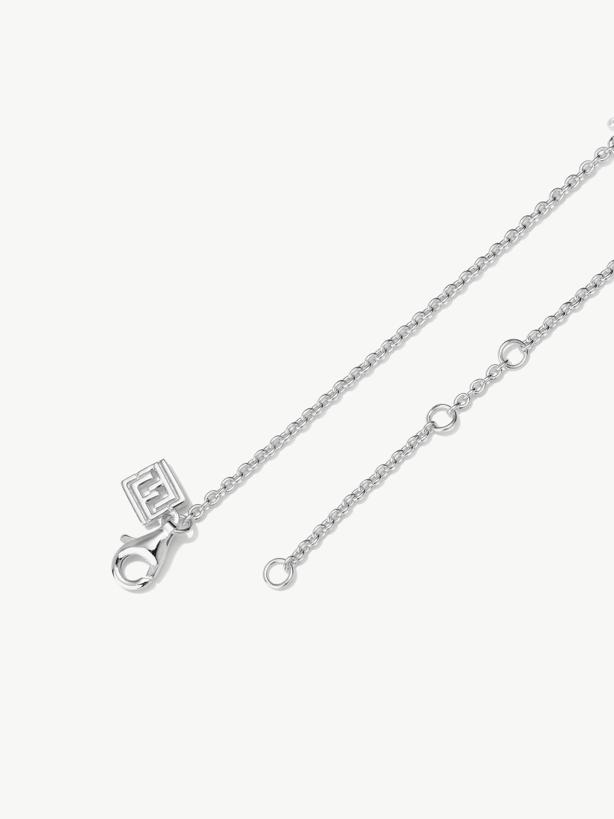 Trace chain detail on Daphne bracelet silver