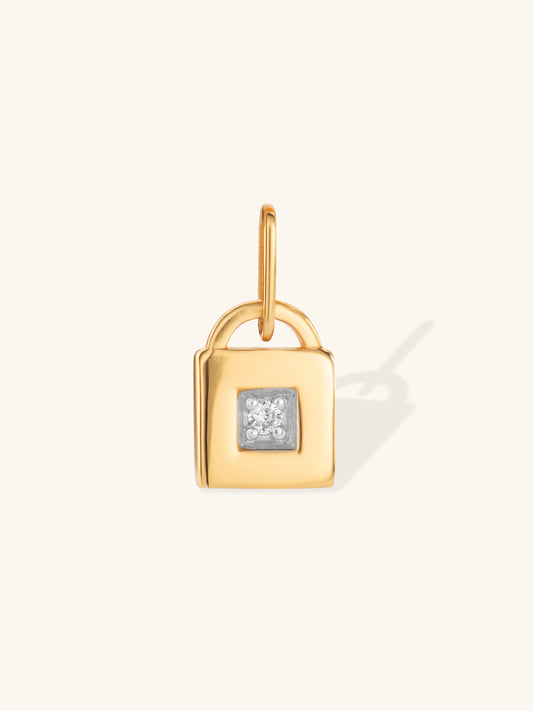 Mini padlock diamond pendant in gold