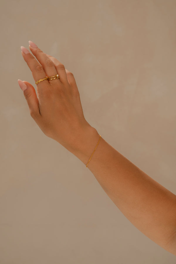 L'ERA Satellite Bracelet