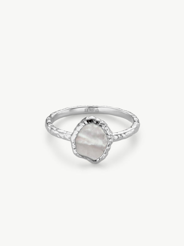 Pietra mother of pearl ring in sterling silver
