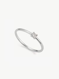 lab grown diamond solitaire ring in sterling silver from L'ERA jewellery