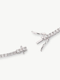 lab grown diamond tennis bracelet in sterling silver clasp detail