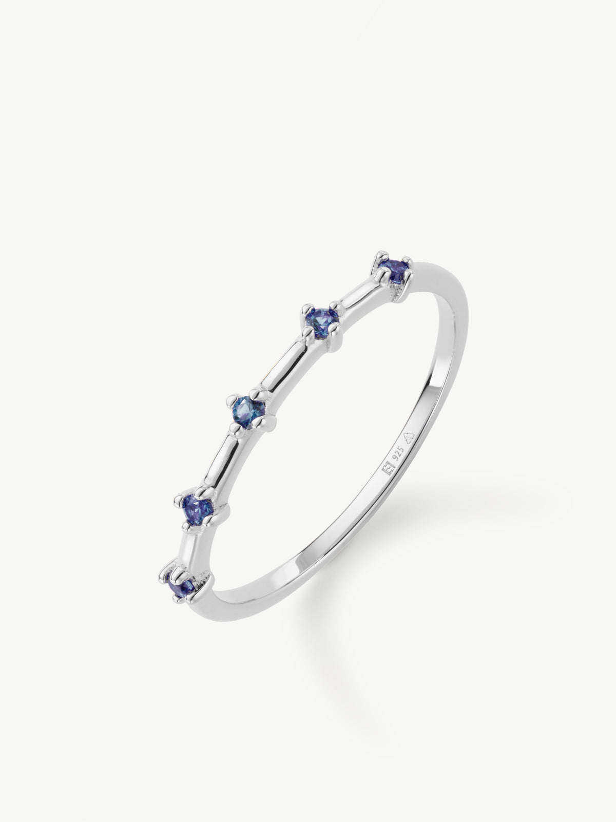 Lab-Grown Sapphire ring in Sterling silver